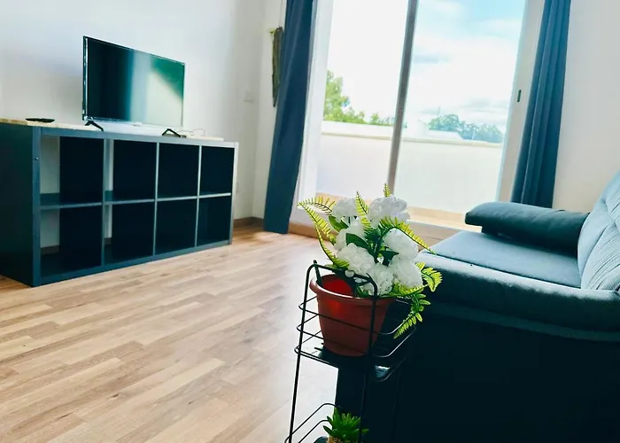 Apartment 2 Bedroom With Terrace